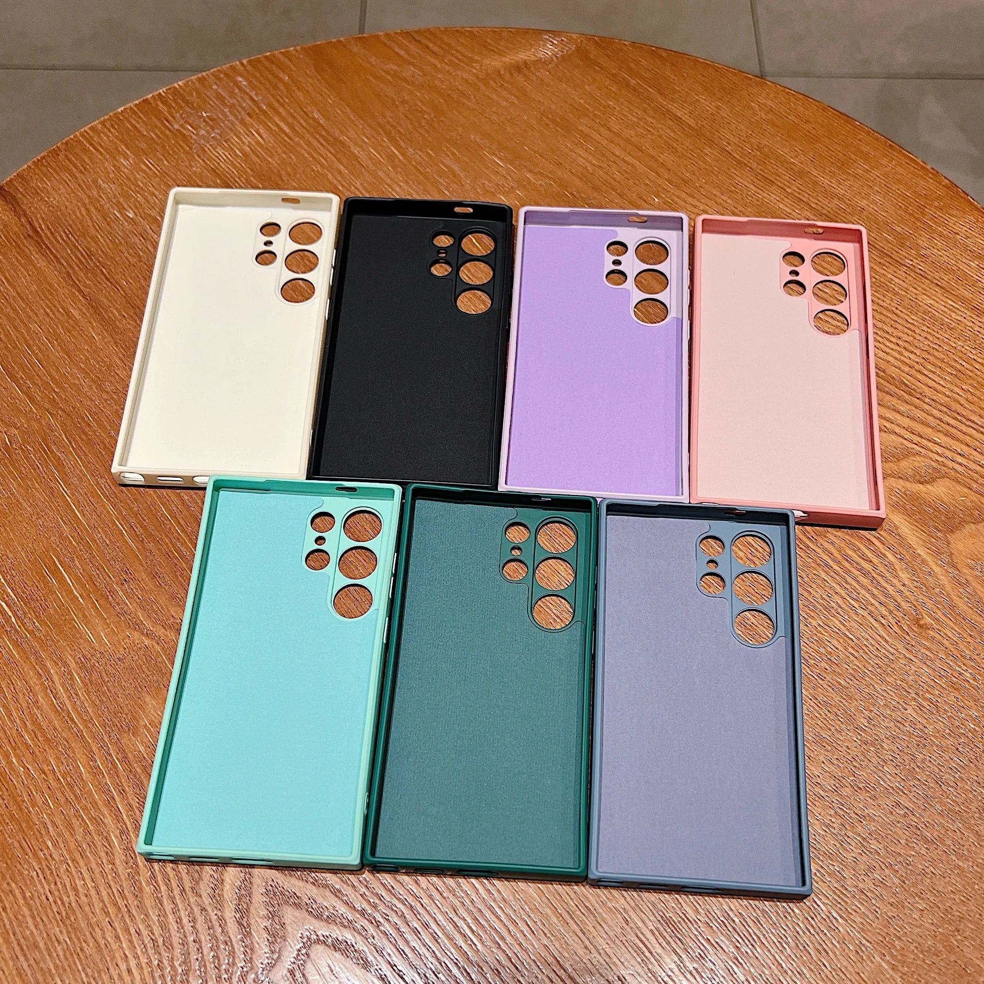 Soft Touch Silicone Case – Galaxy